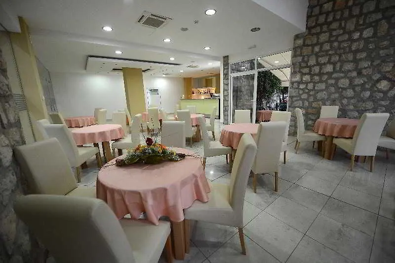 Hotel Adria Weißenburg Kroatien