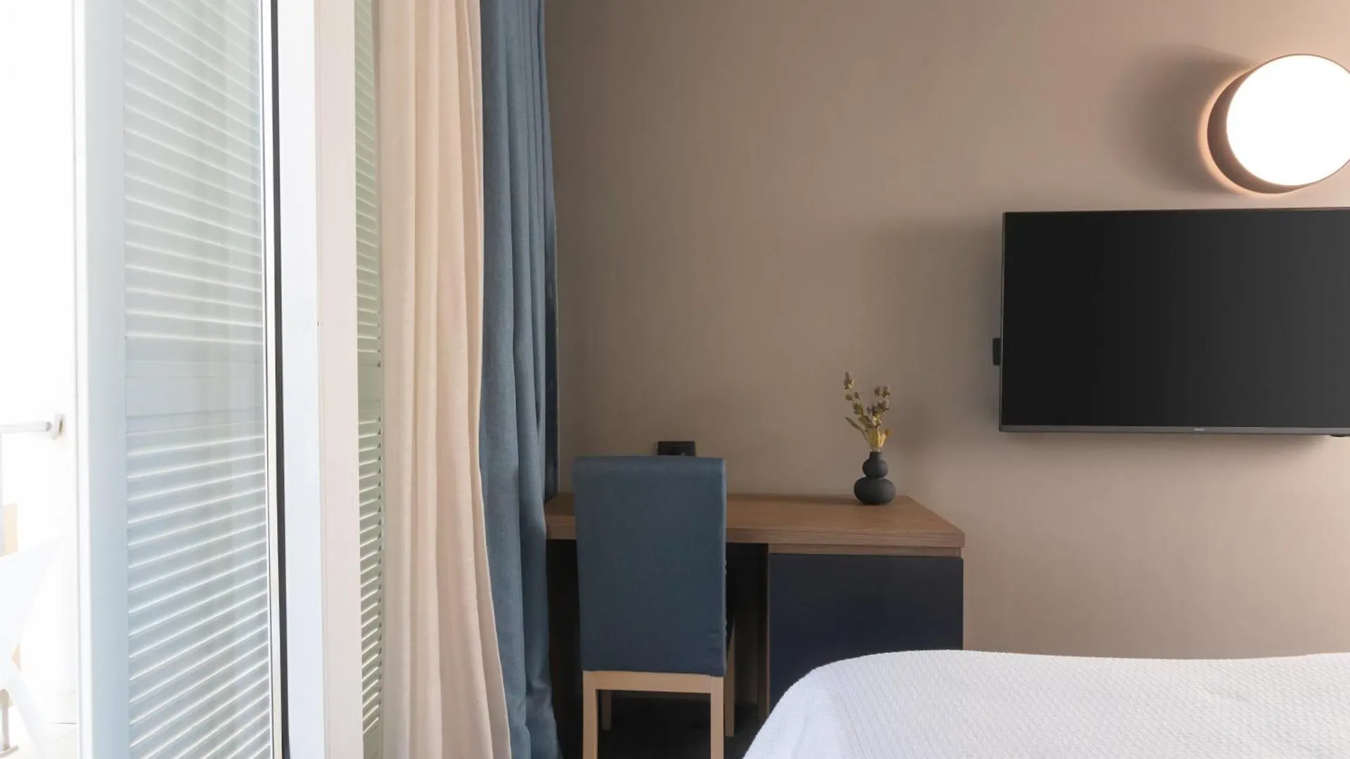 Hotel Adria Weißenburg 3*,