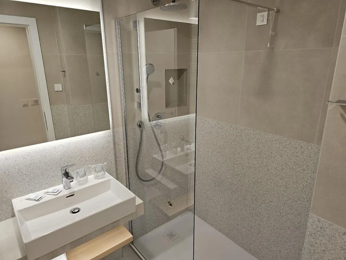 Family Hotel Adria Biograd Na Moru
